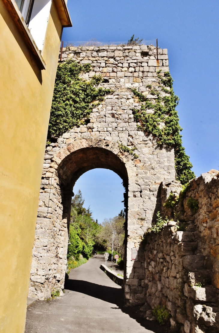 La Commune ( Porte Neuve ) - Clermont-l'Hérault