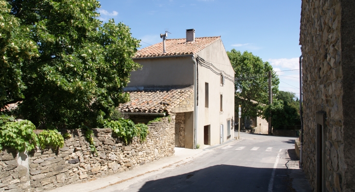  - Félines-Minervois