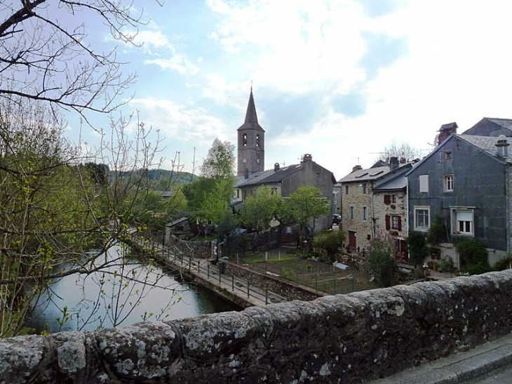 Vue sur le village - Fraisse-sur-Agout