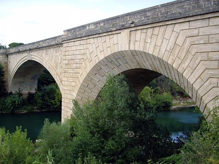 Le pont - Gignac