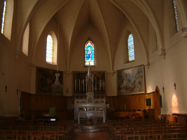 L'intérieur de l'église - Graissessac