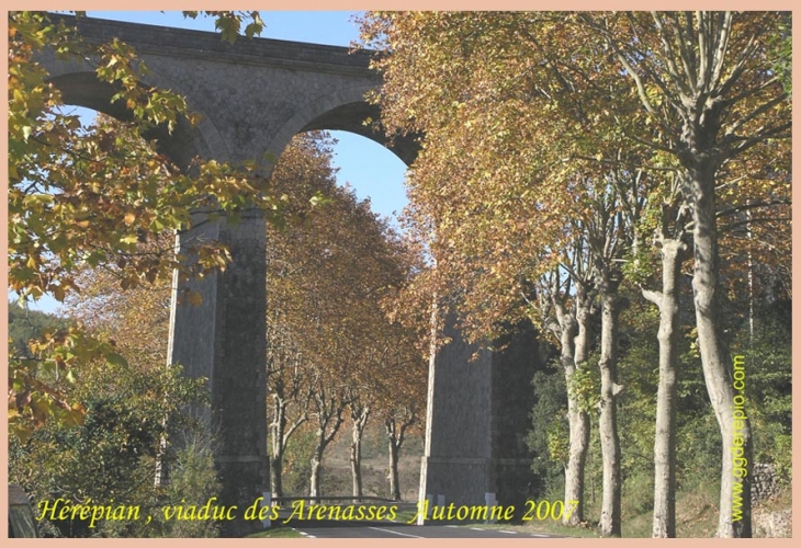 Viaduc des Arenasses à l'automne - Hérépian