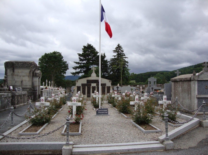 La Salvetat-sur-Agout (34330) tombes de guerre au cimetière St.Étienne de Cavall