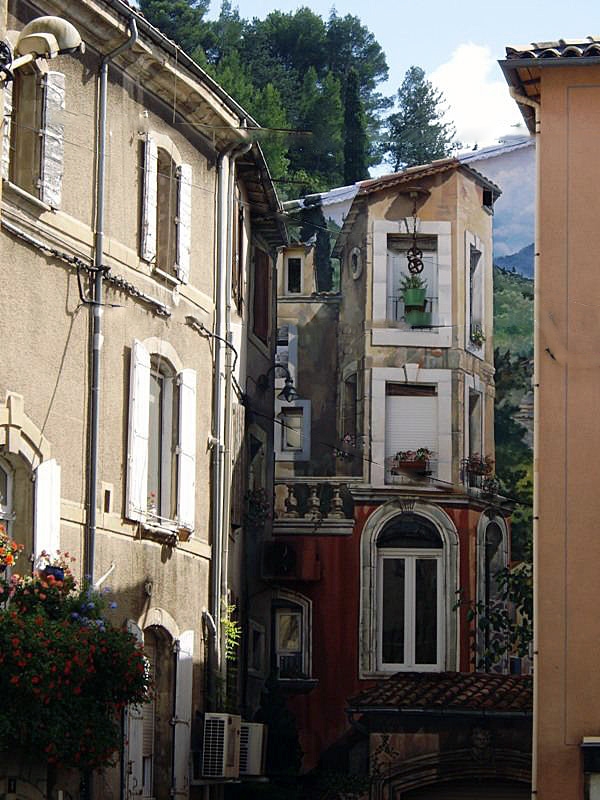 Façade en trompe l'oeil - Lodève