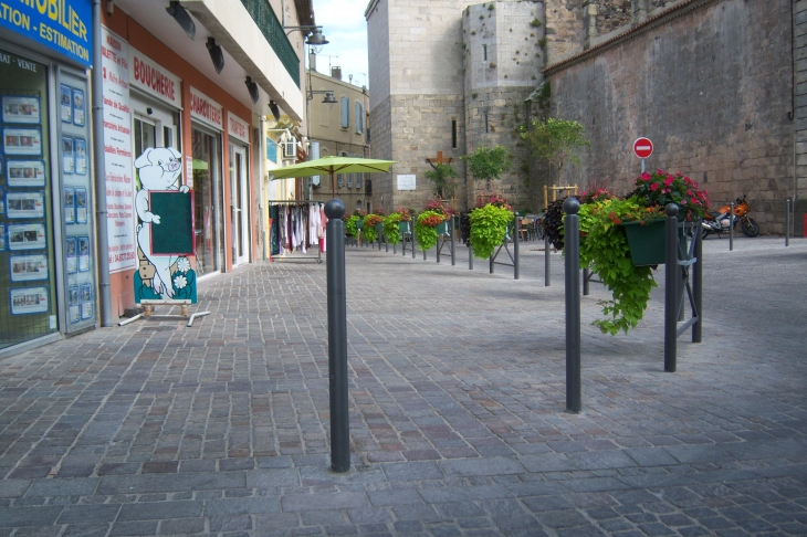 Nouvelle place - Marseillan