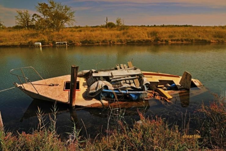 Le bateau nomade sur le canal du Midi - Basinn de Thau - Marseillan