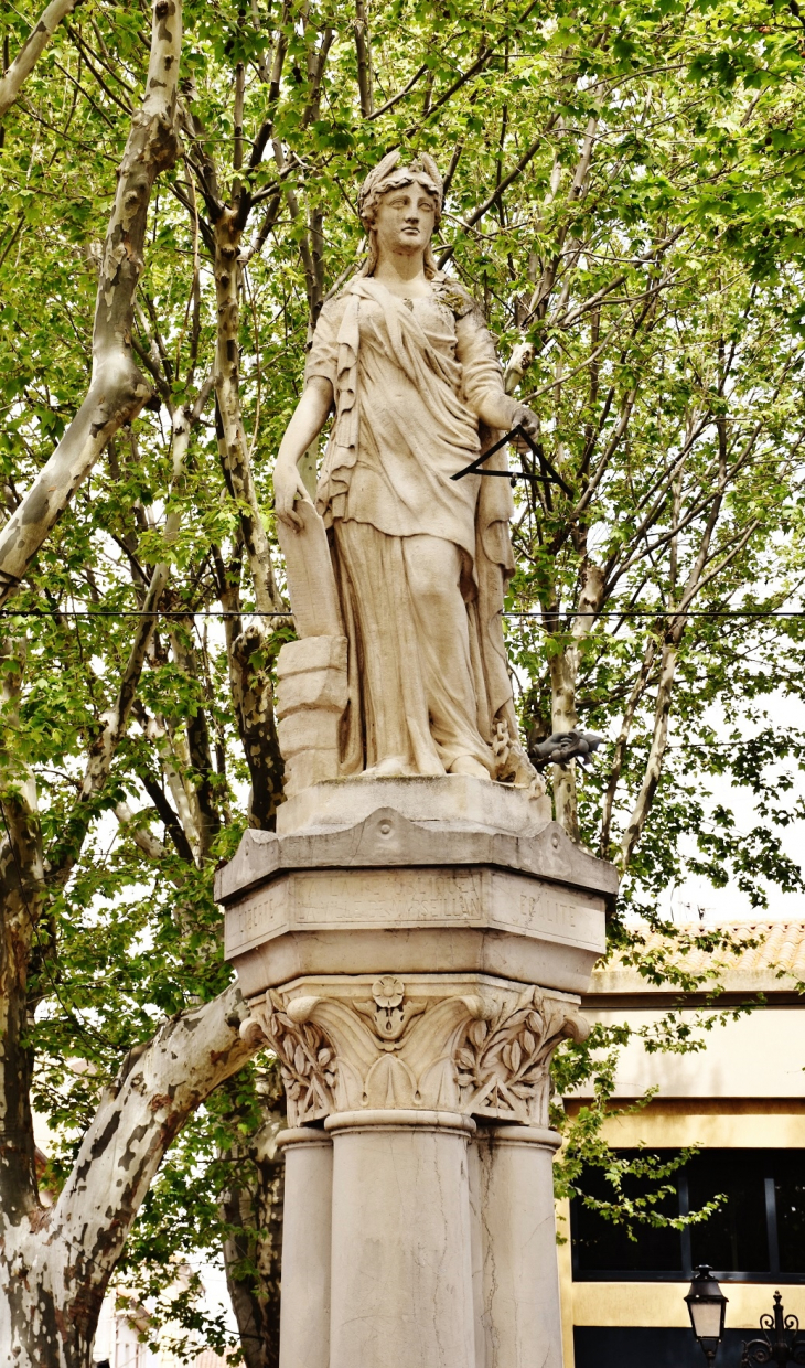 Statue - Marseillan