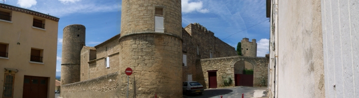 Château de Maureilhan ( 14 Em Siècle )