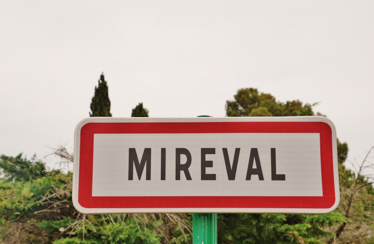  - Mireval