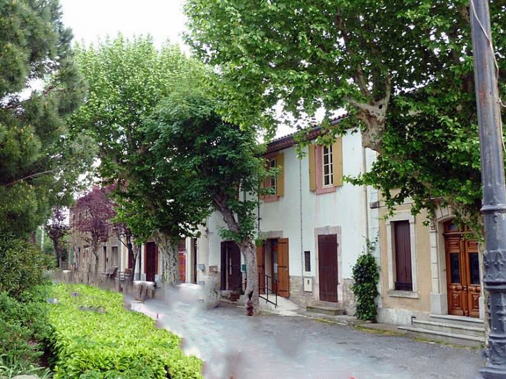 Maisons du village - Mons