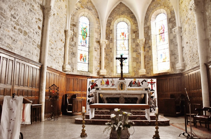 <<église Saint-Julien - Nébian