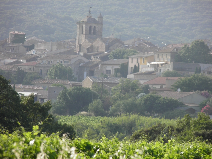 Neffiès au petit matin