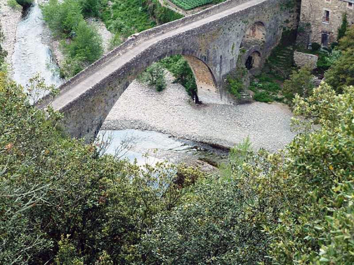 Le pont du Diable vu du clocher - Olargues