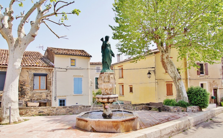 Fontaine - Péret