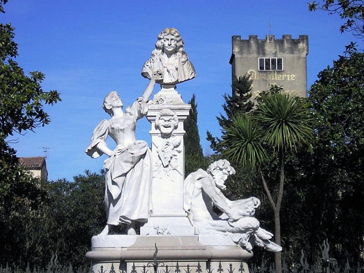 Statue hommage à  Molière - Pézenas