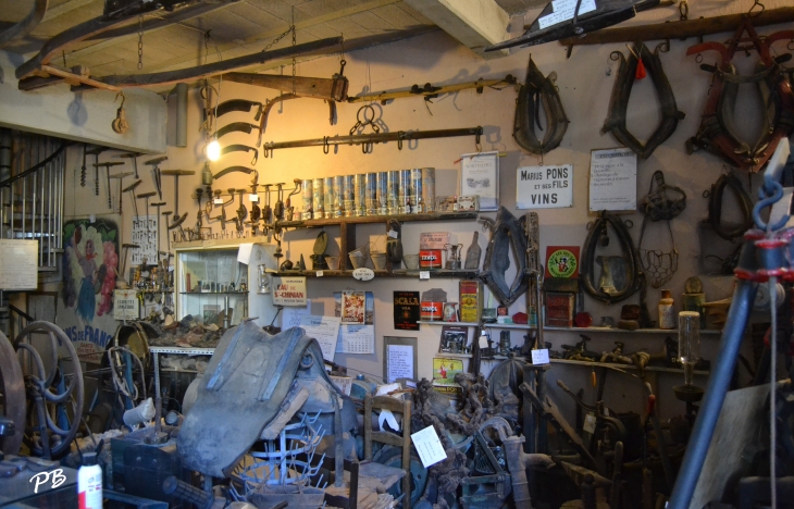 Musée des Outils Anciens et Divers - Pierrerue