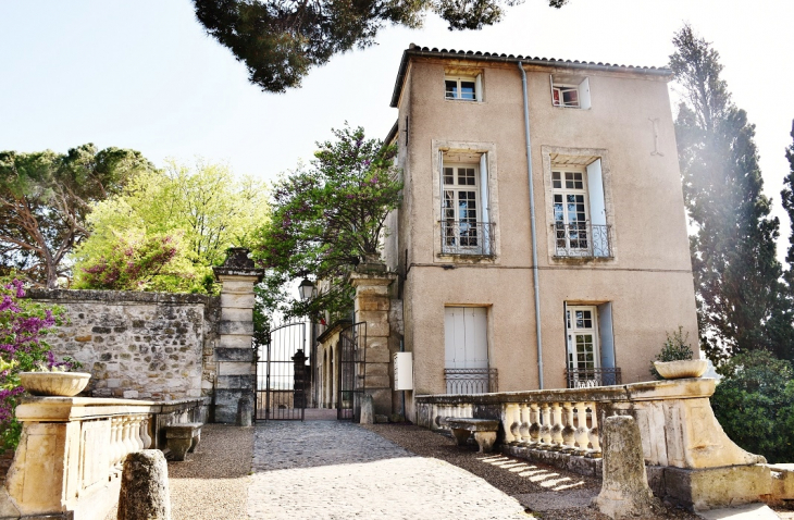 Mairie-Château - Popian