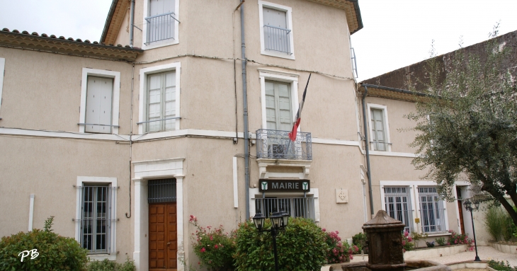 Mairie - Pouzolles