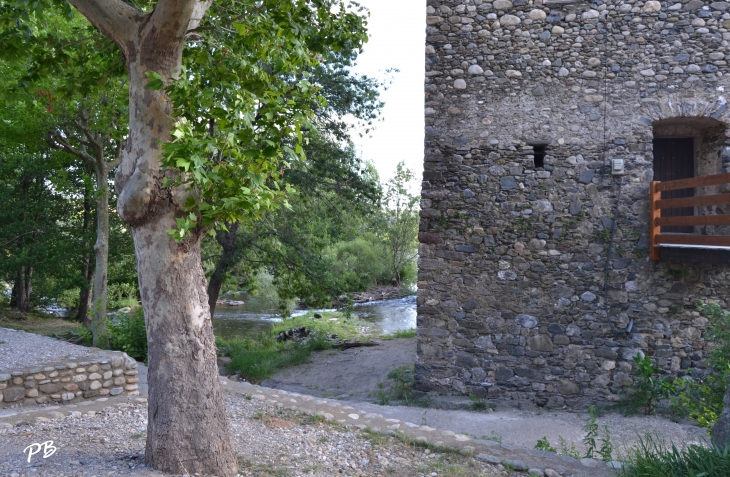 Les-moulins a Eau 12/16 Em Siècle - Roquebrun