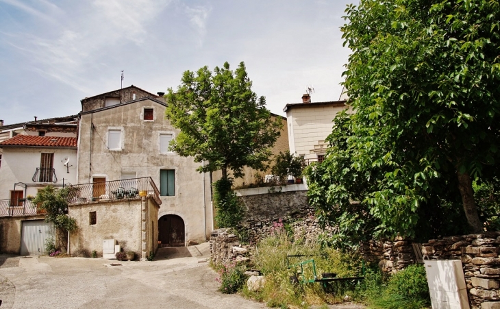 Le Village - Rosis