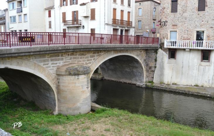 Pont sur le Vernazobres - Saint-Chinian