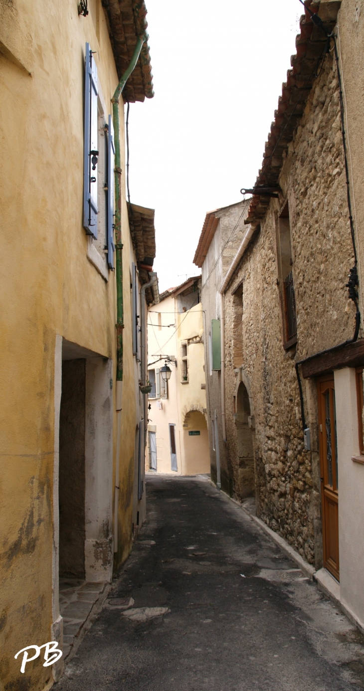  - Saint-Geniès-de-Fontedit