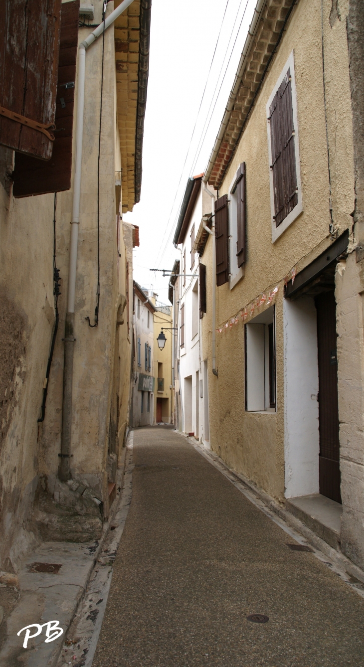  - Saint-Geniès-de-Fontedit