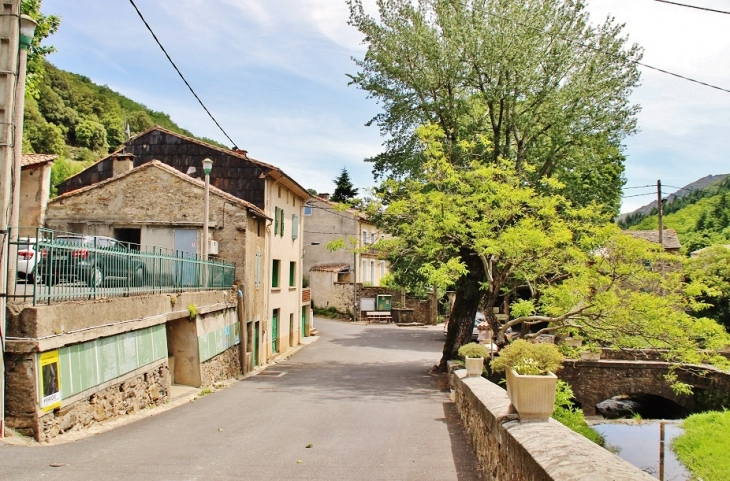 Le Village - Saint-Gervais-sur-Mare