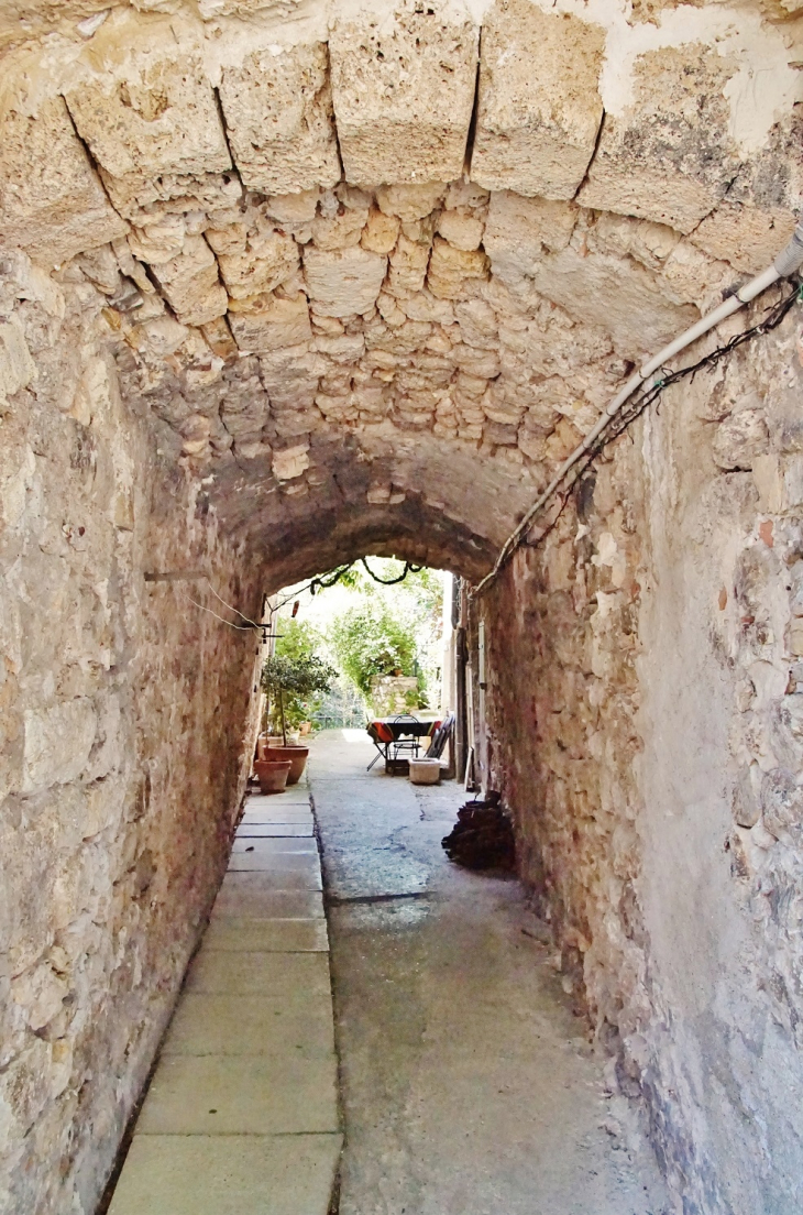 La Commune - Saint-Guilhem-le-Désert