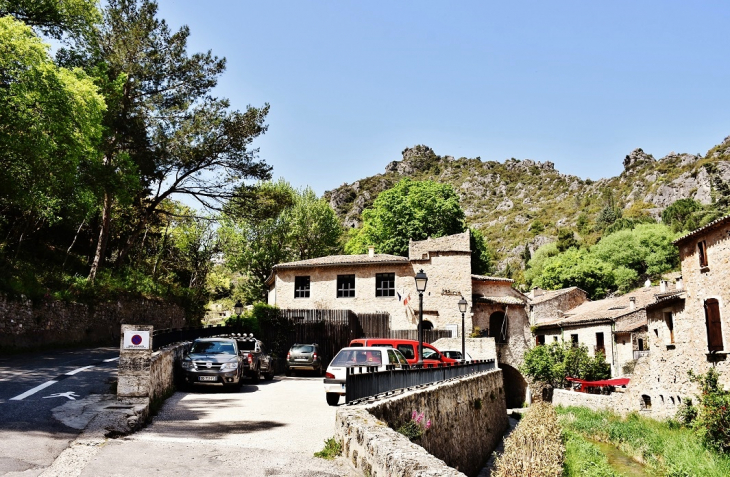 La Commune - Saint-Guilhem-le-Désert