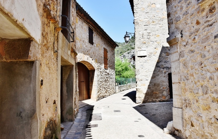 La Commune - Saint-Guilhem-le-Désert