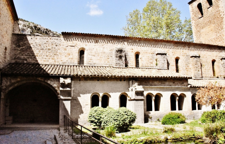 Abbaye-de-Gellone ( Le Cloître ) - Saint-Guilhem-le-Désert