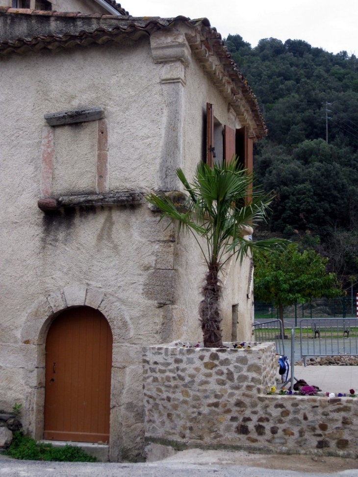 Maison de village - Saint-Nazaire-de-Ladarez