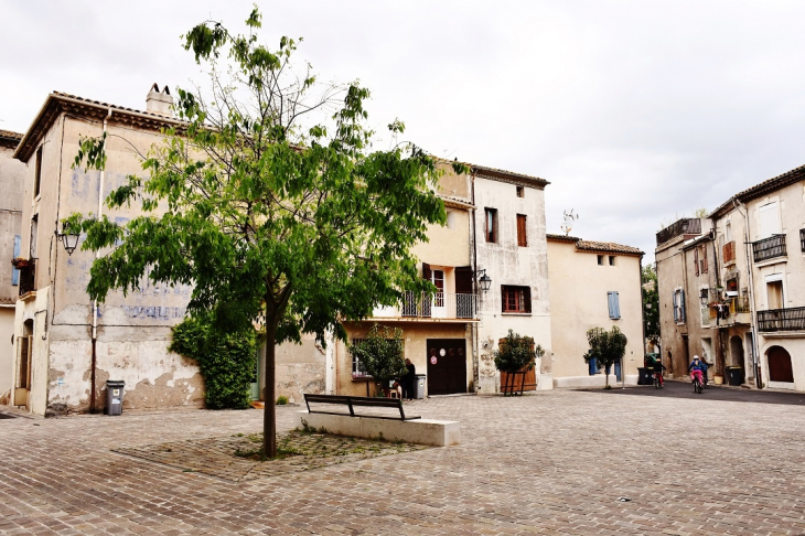 La Commune - Saint-Thibéry