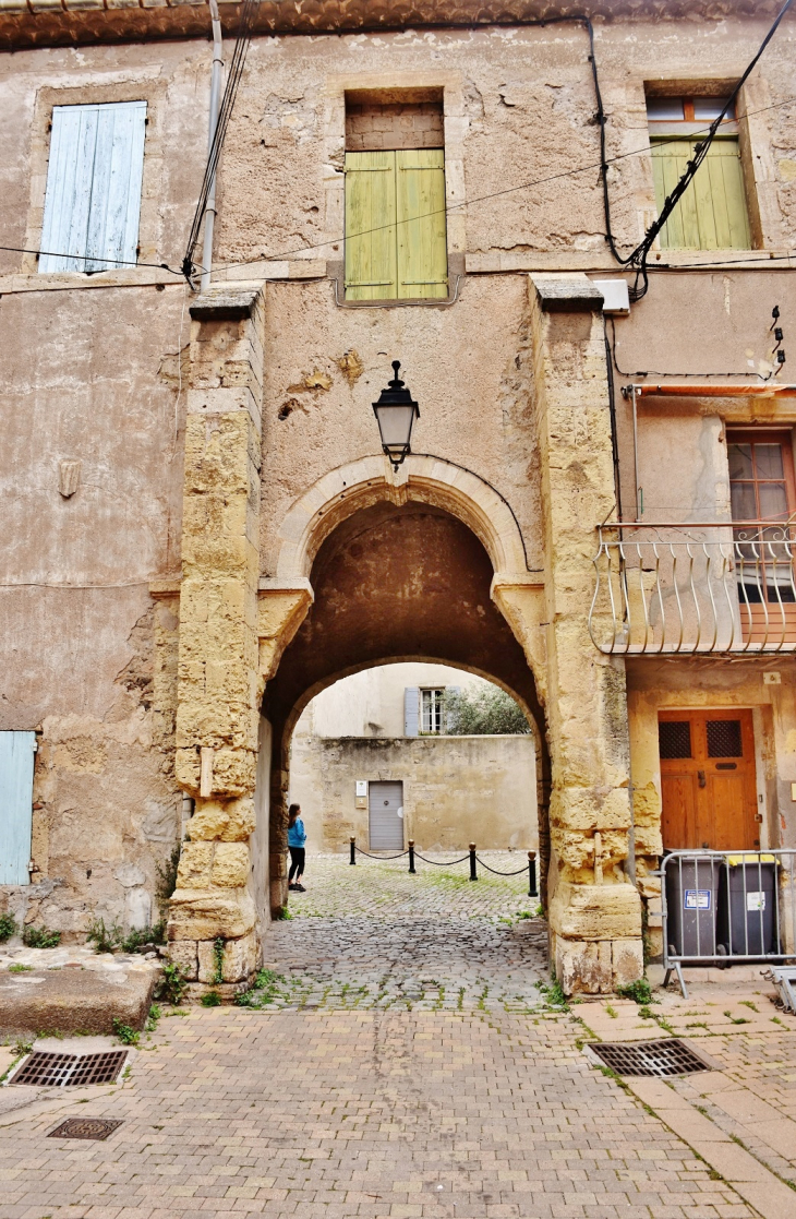 La Commune - Saint-Thibéry