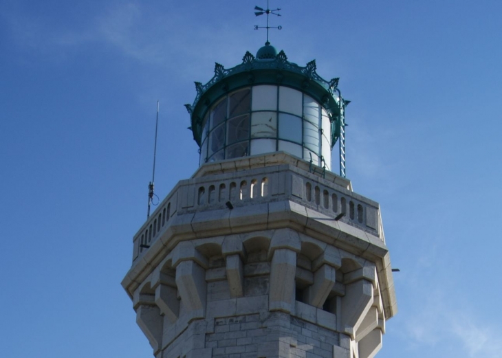 Le phare sur le mont st clair. - Sète