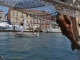 Photo précédente de Sète Sète, le petit et le grand bateau de croisière. Même destin, ils vont sur l'eau. Christian Pondeville - créArtiss