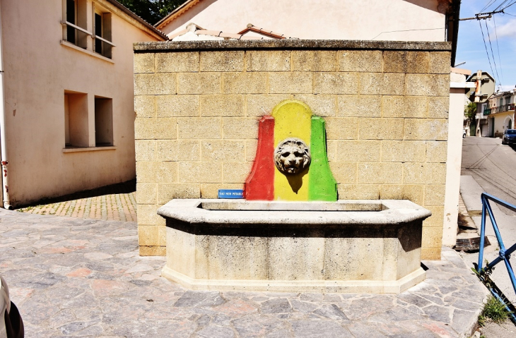 Fontaine - Tourbes