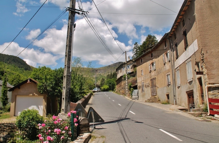  - Fraissinet-de-Fourques