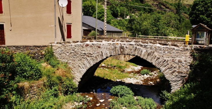  - Fraissinet-de-Fourques