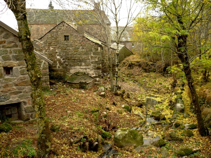 A Finiels (D20) - Le Rieumalet. - Le Pont-de-Montvert