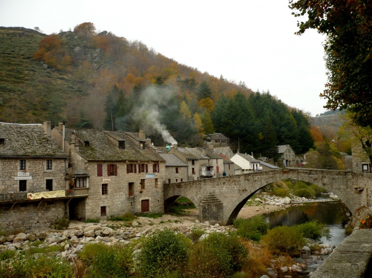 Le Pont de Montvert sur le Tarn. - Le Pont-de-Montvert