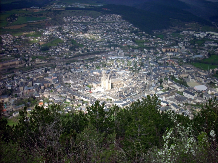 Vue de Mende à partir de la Croix du Mont Mimat