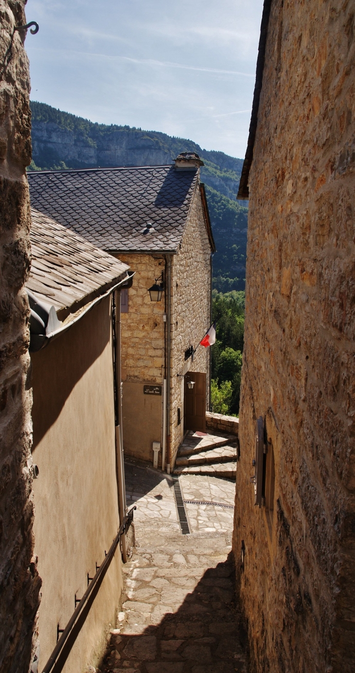  - Montbrun