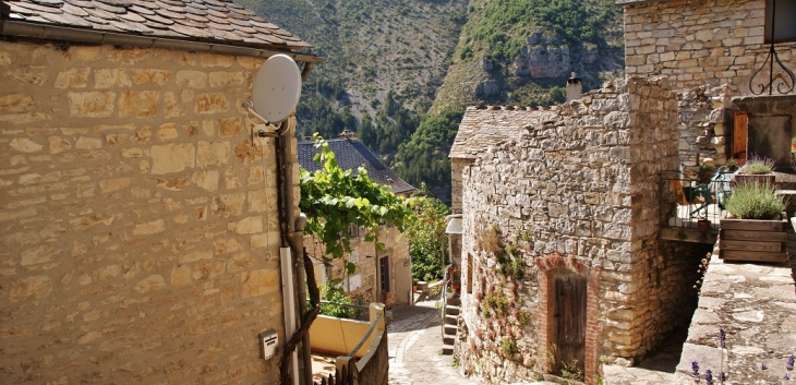  - Montbrun