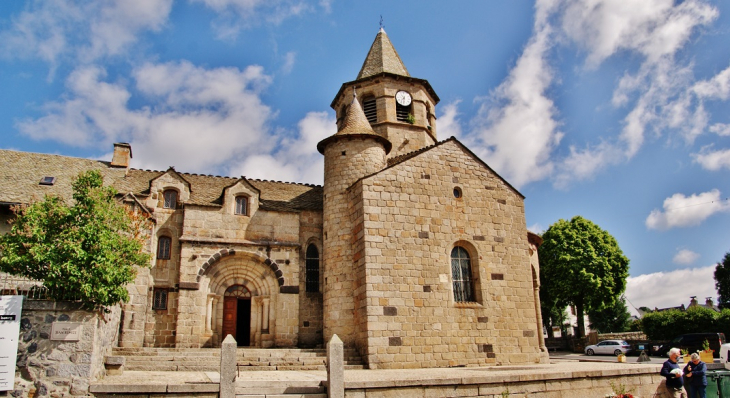 <<<église Sainte-Marie - Nasbinals