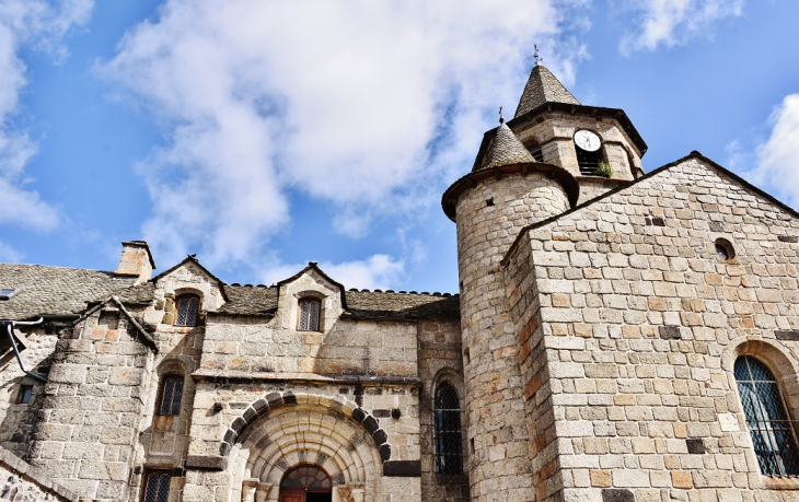 <<<église Sainte-Marie - Nasbinals