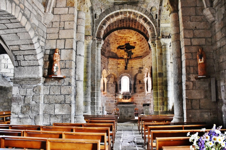 <<<église Sainte-Marie - Nasbinals