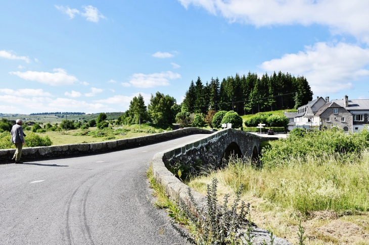 Le Pont du Gournier - Recoules-d'Aubrac