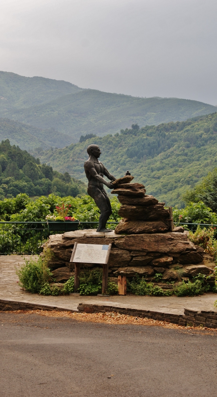 Sculpture - Saint-Germain-de-Calberte